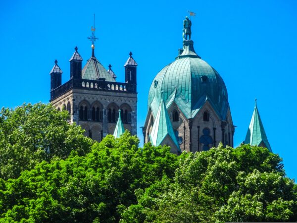 Neuss